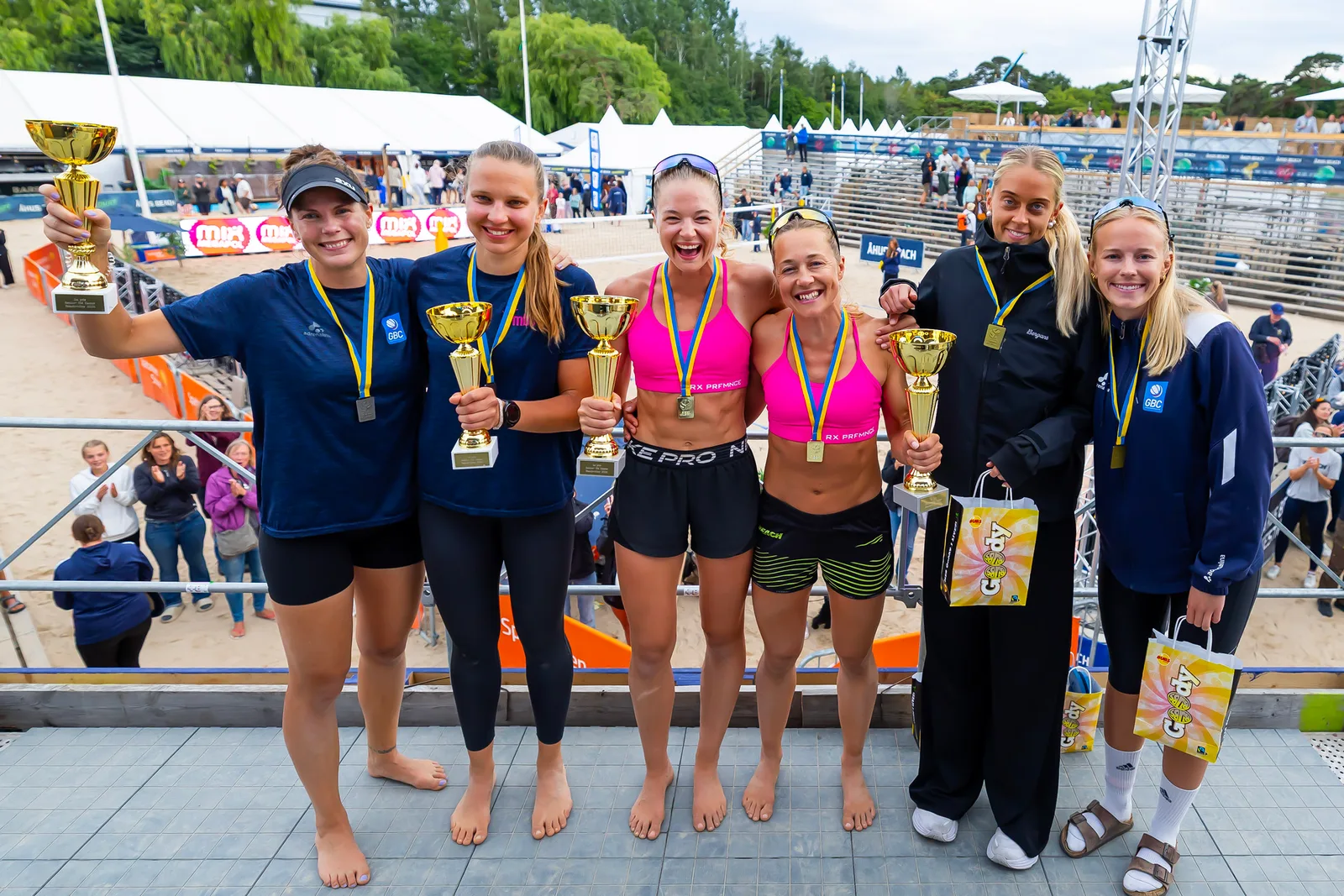 Prispallen i Senior-SM Damer, Beachvolley-SM 2026 i Åhus.
